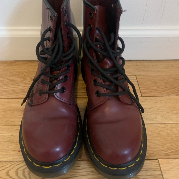 DR. MARTENS CHERRY RED SMOOTH LEATHER - Picture 3 of 4